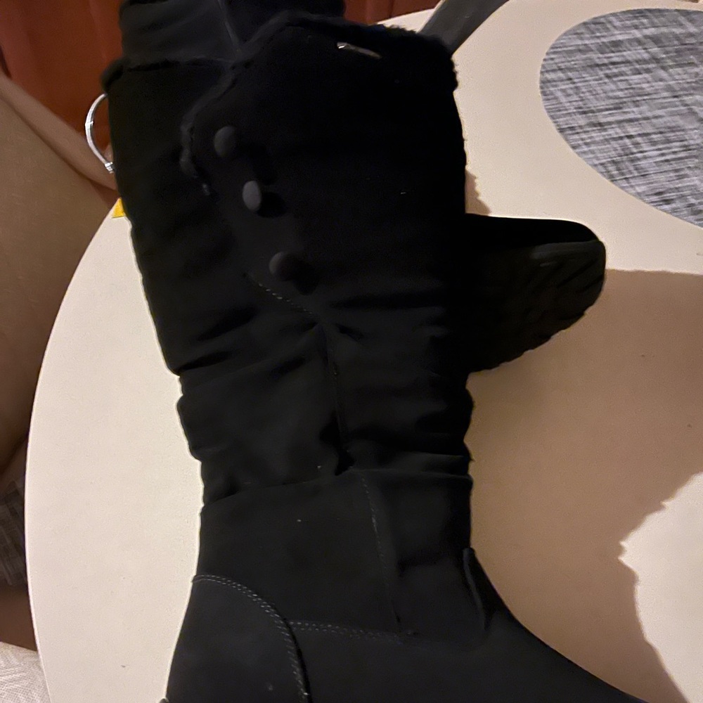 Black new Khombu weatherproof boots